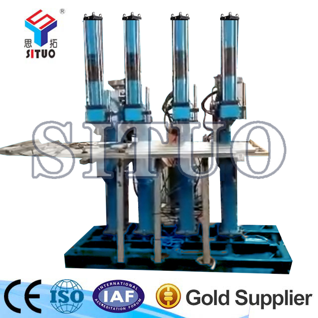 氣液壓鉚機-4臺聯(lián)動